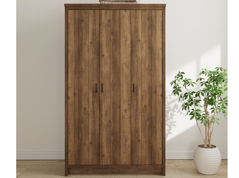 GFW Boston 3 Door Wardrobe - image 1