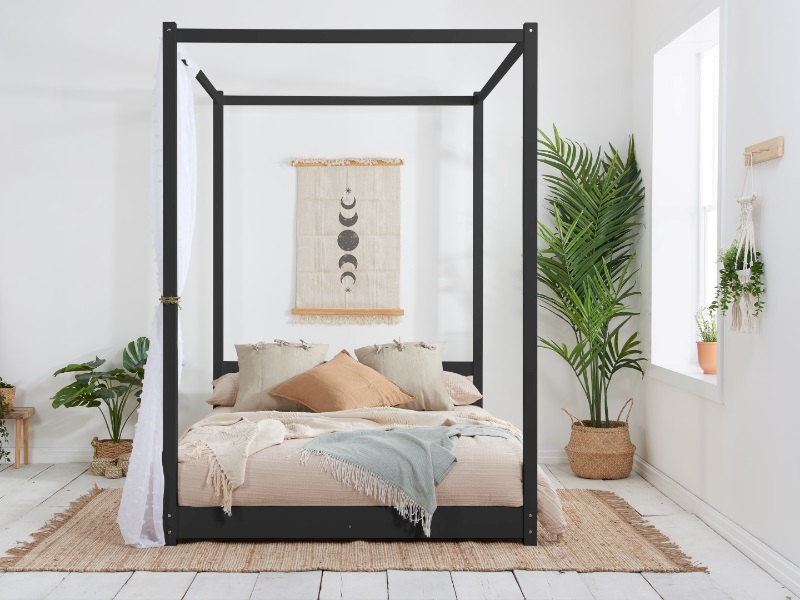 Birlea Darwin Four Poster Wooden Bed - image 3