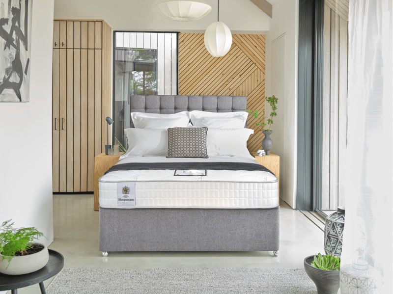 Sleepeezee Solace 1000 Gel Hybrid Mattress - image 1