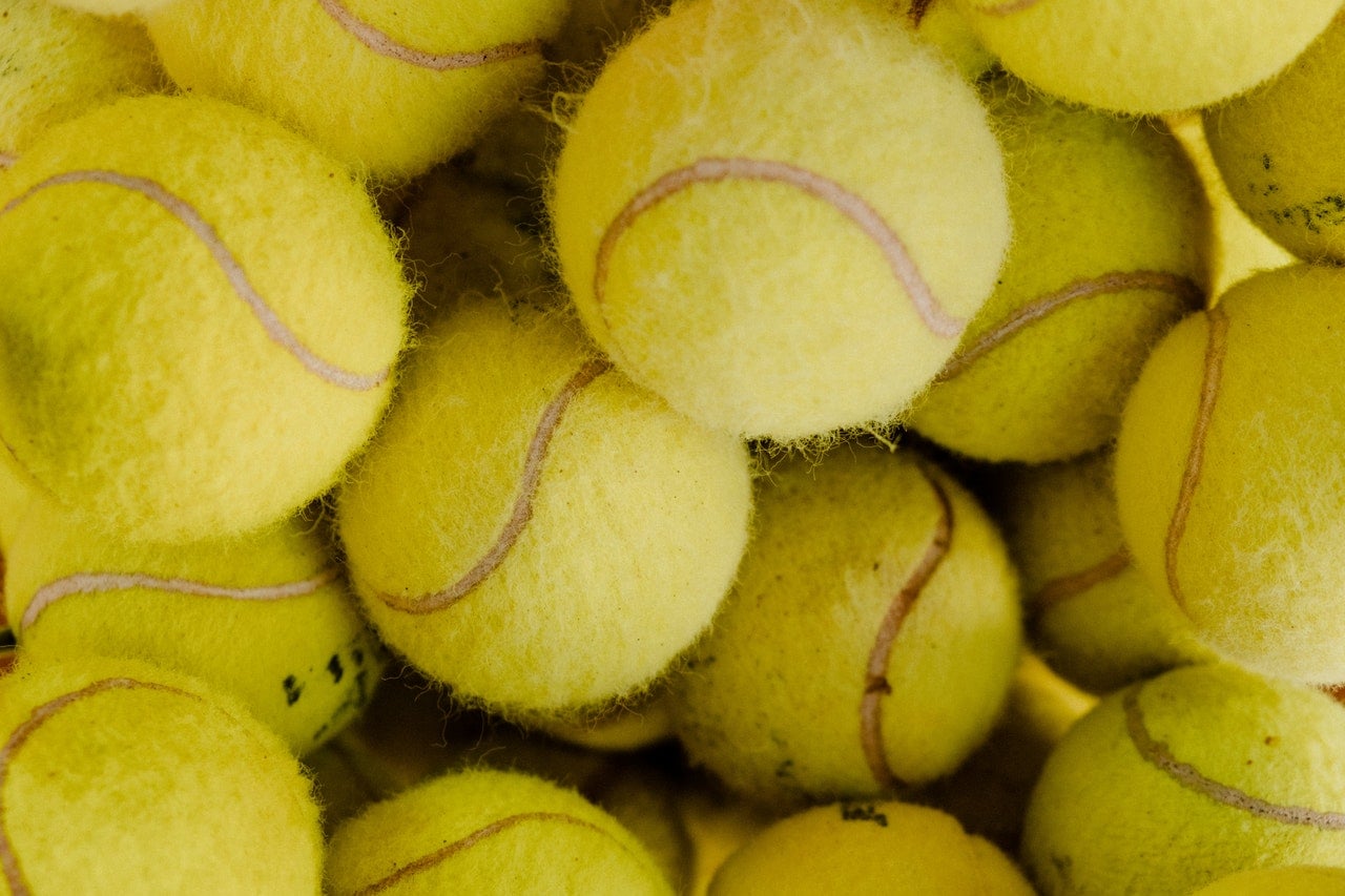 How to Fluff and Revive Your Pillows Using Tennis Balls