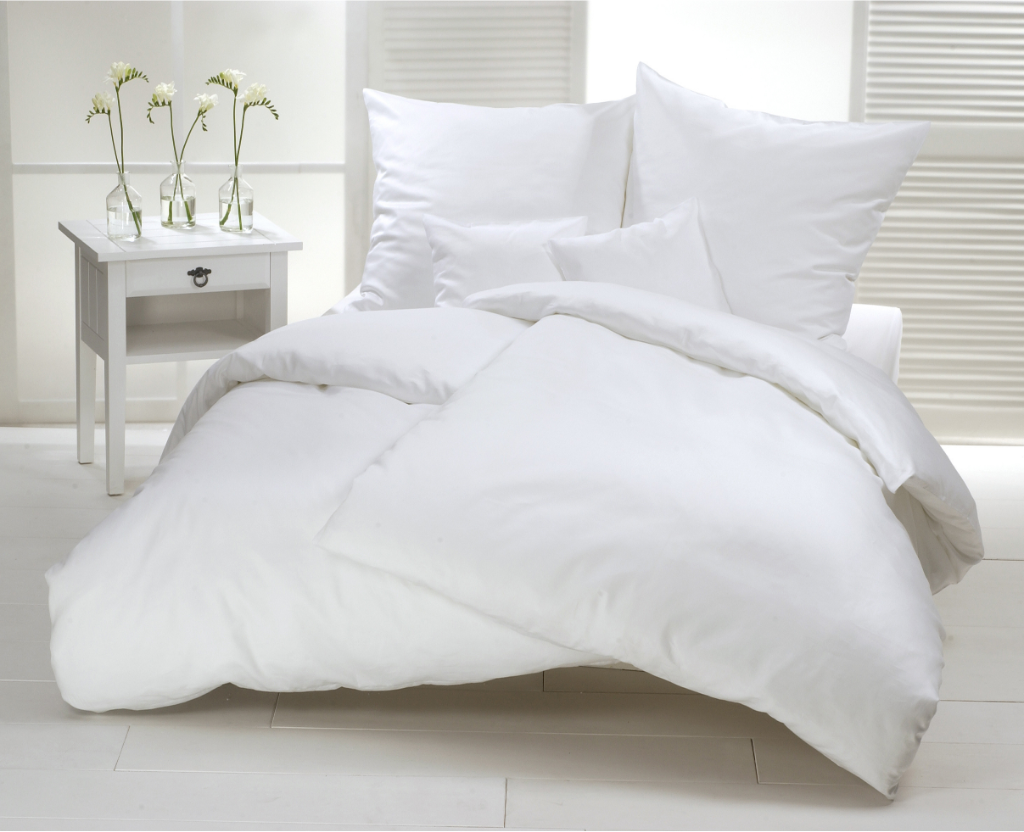 Scandinavian Sleep Method: Why Couples Should Sleep With Separate Duvets