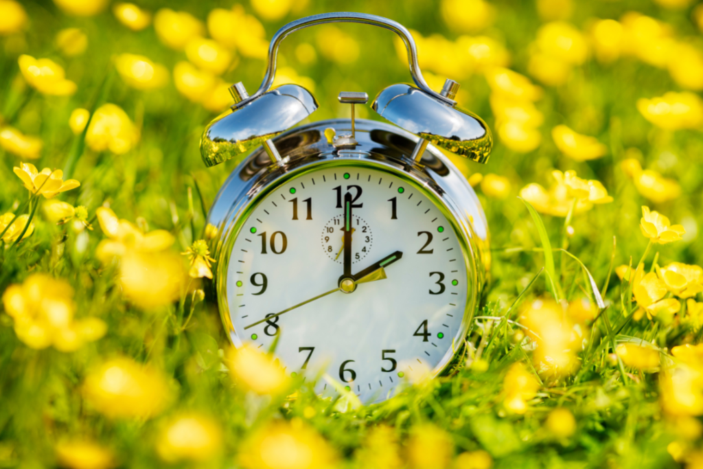 Should Daylight Saving Time End? How Cons Outweigh The Pros