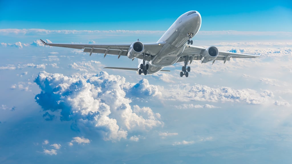 The Science Behind Jet Lag: How It Disrupts Sleep and How to Recover
